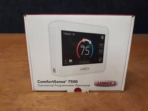 lot 1657 image: Lennox ComfortSense CS7500 Programmable Thermostat