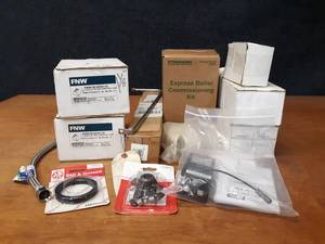 lot 1660 image: Large Lot of Assorted HVAC Parts