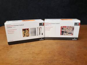 lot 1670 image: Lot of (2) Emerson Integrated Furnace Controls