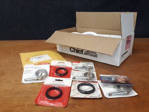 lot 1671 image: Lot of HVAC Parts and More