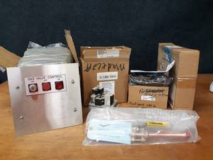 lot 1683 image: Lot of Oxygen Service Valves, HVAC Parts and More