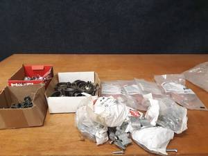 lot 1685 image: Lot of Assorted Pipe Clamps - 12 up to 1-12
