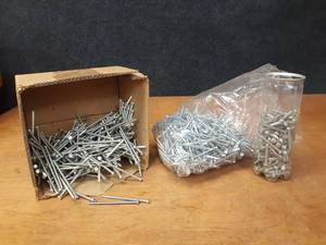 lot 1690 image: Lot of 10-24 x 3.5 Machine Screws and Jug of 14 Machine Screws