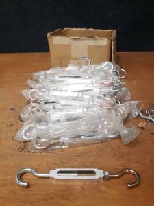 lot 1692 image: Lot of (45) Aluminum Turnbuckles w Steel Threaded Hooks