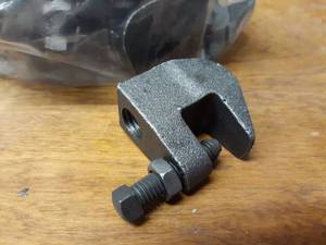 lot 1817 image: Lot of (50) 58 Beam Clamps