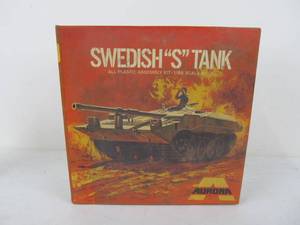 lot 51 image: Vintage Aurora Swedish S Tank