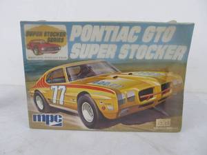 lot 57 image: Vintage MPC Pontiac GTO Super Stocker