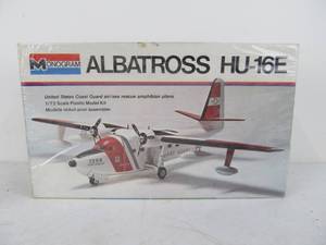 lot 66 image: Albatross HU-16E