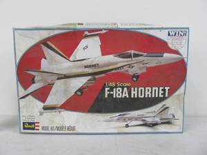 lot 67 image: Vintage F-18A Hornet