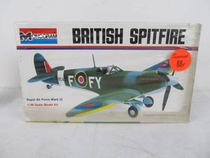 lot 72 image: Vintage Monogram British Spitfire