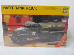 lot 79 image: Vintage Testors US Army Water Tanker Truck