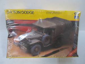 lot 80 image: Vintage Testors US Army 34 Ton Dodge
