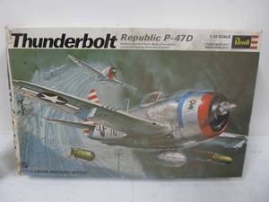 lot 96 image: Vintage Revell Republic P-47D Thunderbolt