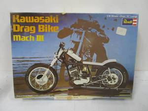 lot 111 image: Vintage Revell Kawasaki Drag Bike Mach III