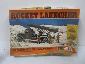 lot 133 image: Vintage Revell Russian Rocket Launcher