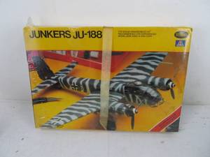 lot 176 image: Vintage Testors Junkers JU-188