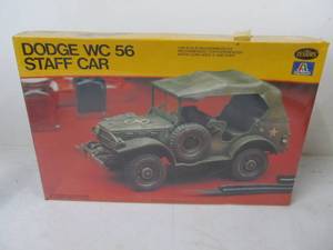 lot 186 image: NOS Vintage Testors US Army Dodge Staff Car WC 56