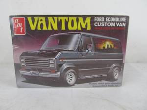lot 202 image: Vintage AMT Vantom Ford Econoline Custom Van