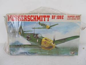 lot 231 image: Vintage MPC Super Size German Messerschmitt Me 109E