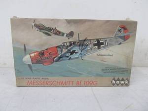 lot 245 image: Vintage Hawk German Messerschmitt Bf 109G