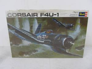lot 248 image: Vintage Revell F4U-1 Corsair