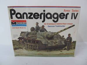 lot 288 image: Vintage Monogram Armor Series German Panzerjager IV Tank