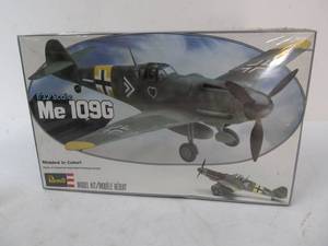 lot 270 image: Vintage Revell German Messerschmitt Me-109G 