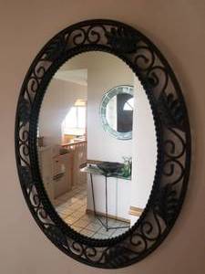 lot 138 image: Elegant Metal Frame Wall Mirror
