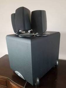 lot 96 image: Klipsch Quintet III Home Theater Speaker System with Sub 10 Subwoofer