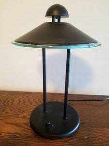 lot 132 image: Contemporary Table Lamp