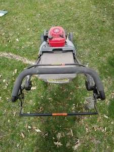 lot 160 image: Honda Harmony II Walk Behind Lawnmower Model HRR2163TDA