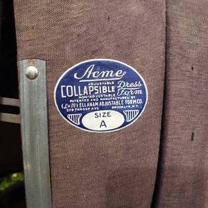 lot 21 image: Vintage Acme Full Size Collapsible Dress Form Size A by Ellanam