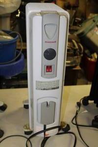 lot 55 image: Honeywell Oil Filled Radiator HZ-680   1 Phase 1500W