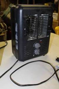 lot 59 image: Space Heater DQ2016   1 Phase 1500W