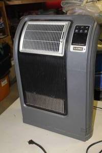 lot 57 image: Lasko Ceramic Element Movable Air Heater 5841   1 Phase 1500W