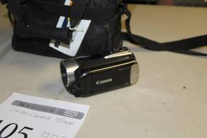 lot 105 image: Canon Vixia HF R11 HD CMOS 20X Optical Zoom Camera    with Case