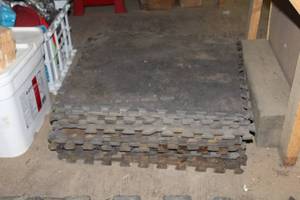 lot 209 image: Lot of (17) Rubber Interlocking Mats 24Lx24W