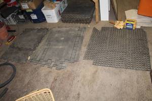 lot 210 image: Lot of (7) Rubber Mats