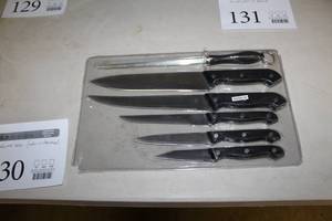 lot 130 image: Knife Set 6-piece   (new in package)