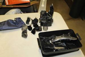 lot 149 image: GroomerShaver Kit    with Multiple Shavers and Attachments in Case