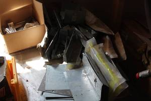 lot 295 image: Lot of Joist Brackets, Flashing