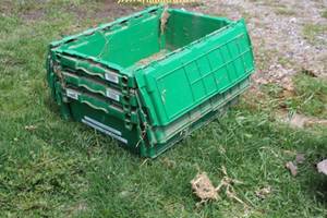 lot 36 image: Lot of (3) Plastic Interlocking Totes Green 22Lx14Wx7H