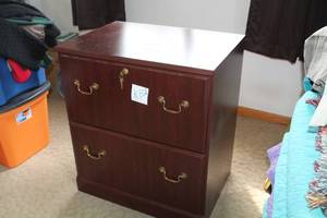 lot 338 image: Wood Lateral File Cabinet 2-drawer 27Lx19-12Wx30H