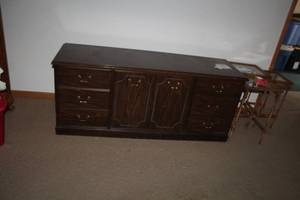 lot 337 image: Wood Dresser 68Lx21Wx29H