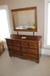 lot 344 image: Wood Dresser with Mirror