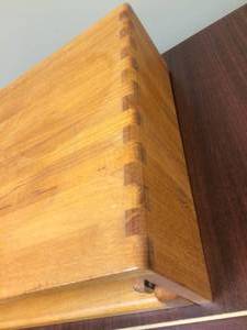 lot 5 image: Vintage Mid Century Danish Modern TEAK WOOD Kalmar Designs Table Top Desk Organizer Laptop Holder Stand With Slide Out Keyboard Tray...Very Retro & In Great Condition