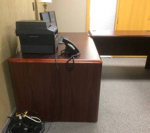 lot 12 image: WOW MSRP $7500 Super Nova High Quality High Point Furniture (LIFE TIME WARRANTY) Gorgeous Mahogany Finish U-Shaped Executive Office Workstation Desking System - WITH KEYS - Excellent Condition Minor Scuffing Where Chair Arms Contacted With Main Desk