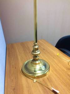 lot 13 image: Brass Floor Light Lamp With Accordion Shade