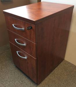 lot 16 image: MSRP $800 High Quality HON&nbspExecutive Office Mahogany Finish 3 Drawer Mobile Locking Filing Cabinet WITH KEY - Excellent Condition 430 Update Was Missing Wheel & New Ones Were Bought & Attached  This is now in Like New Condition