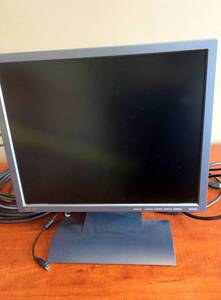 lot 17 image: Pair Of BENQ Monitors - Great Working Condition